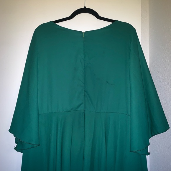 Green dress by Normony Design - Picture 6 of 11